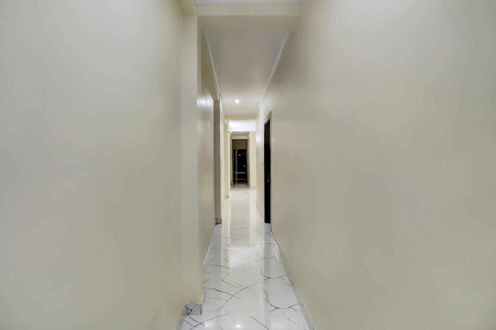 Hotel O Diamond Inn Νέο Δελχί Εξωτερικό φωτογραφία