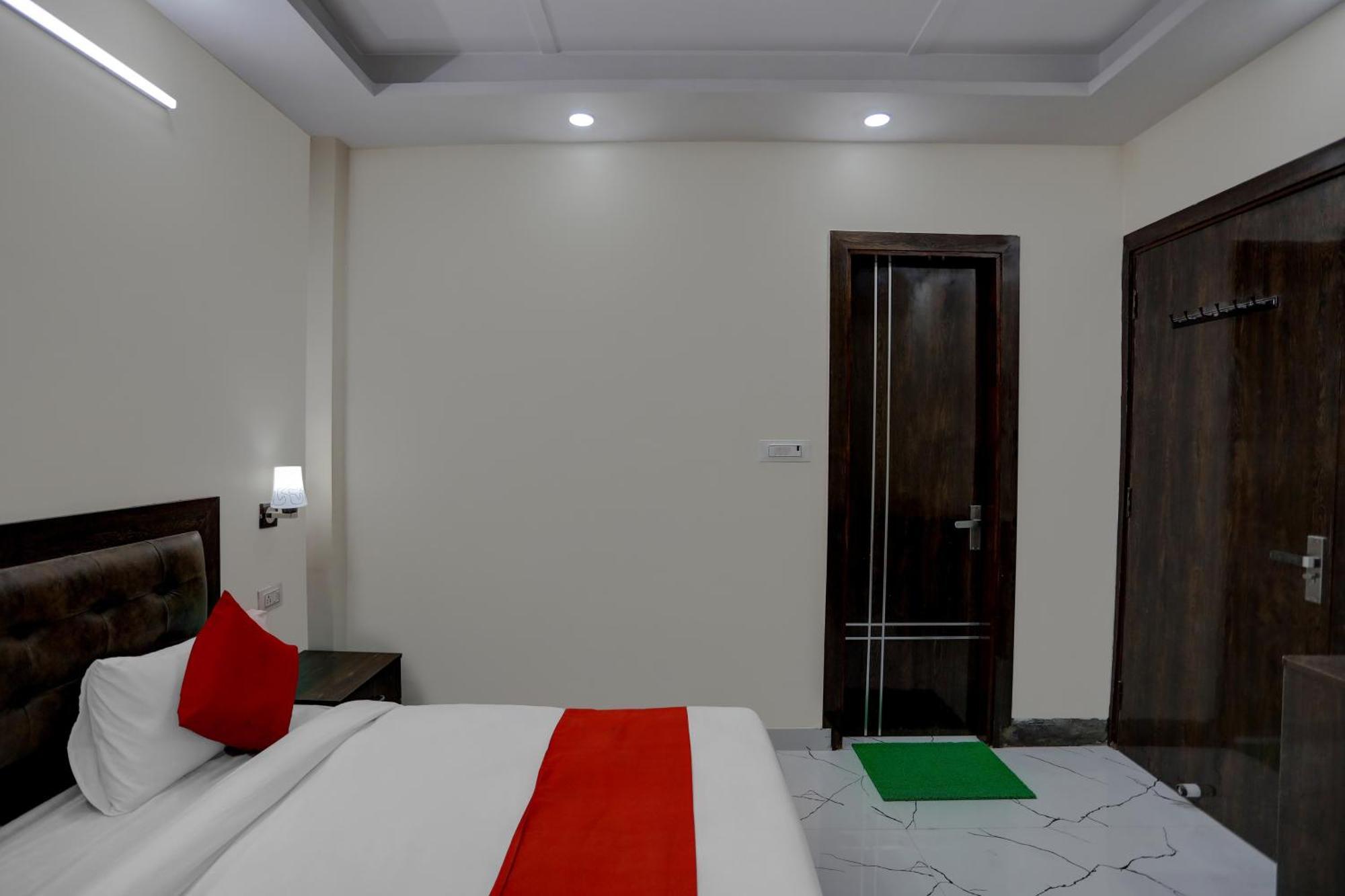 Hotel O Diamond Inn Νέο Δελχί Εξωτερικό φωτογραφία